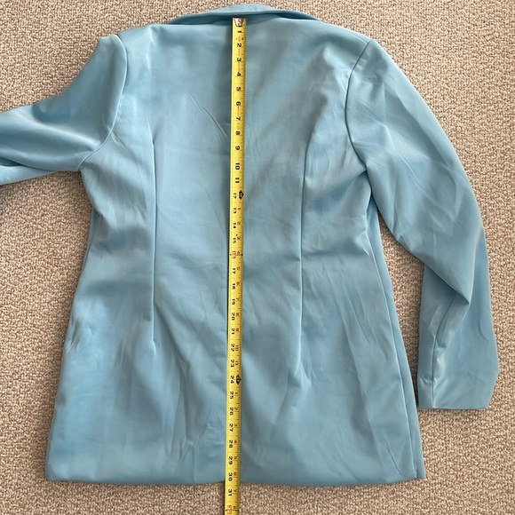 Women’s oversized blazer has never been used. Size XL - Picture 5 of 5